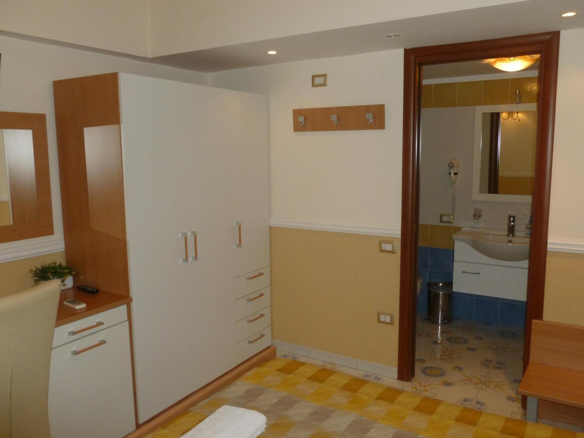 Olimpo Degli Dei Nápoles Quarto foto